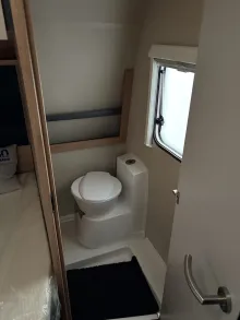 Fahrzeugbild Knaus Sport 450 FU KLIMA #9
