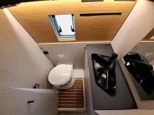 Fahrzeugbild Hymer Redwood 600 Schlafdach, Fahrkomfortpaket, Autark #17