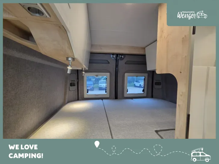 Fahrzeugbild Clever SELECT LINE Tour 4-Bett-Camper auf 5,4 Metern #36