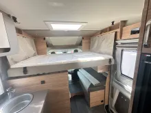 Fahrzeugbild Weinsberg CaraSuite 650 MF EDITION [SPICY] Automatikgetriebe , Hubbett #16