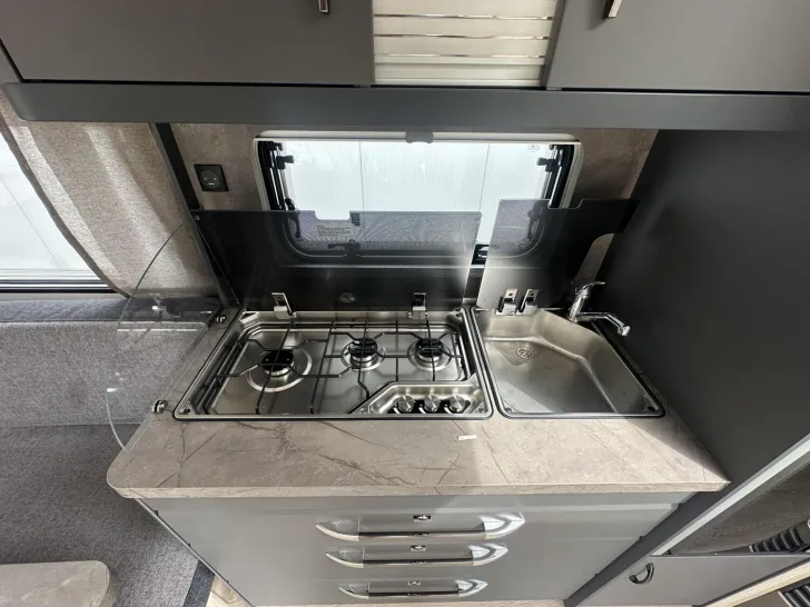 Fahrzeugbild Hobby De Luxe 540 UL #14