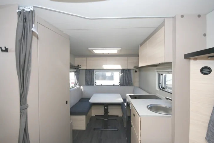 Fahrzeugbild Weinsberg CaraLife 450 FU #12