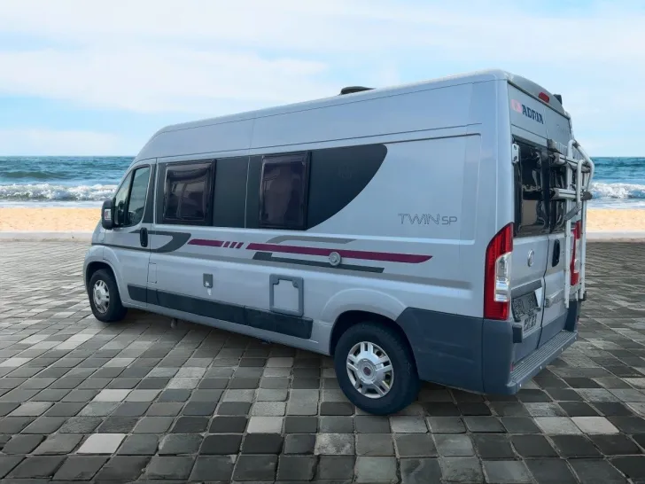Fahrzeugbild Adria Twin 600 SP / Festbett / Klima / MOTORSCHADEN #3