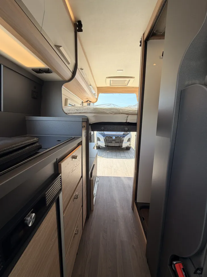 Fahrzeugbild Knaus BoxLife 600 ME Platinum Selection Autom. Hubbett VeloSwing AHK #14