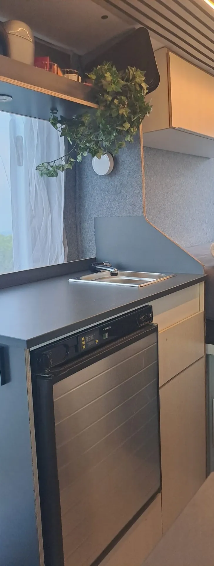 Fahrzeugbild Ford Transit 350 L Selbsausbau, sehr gepflegt #7