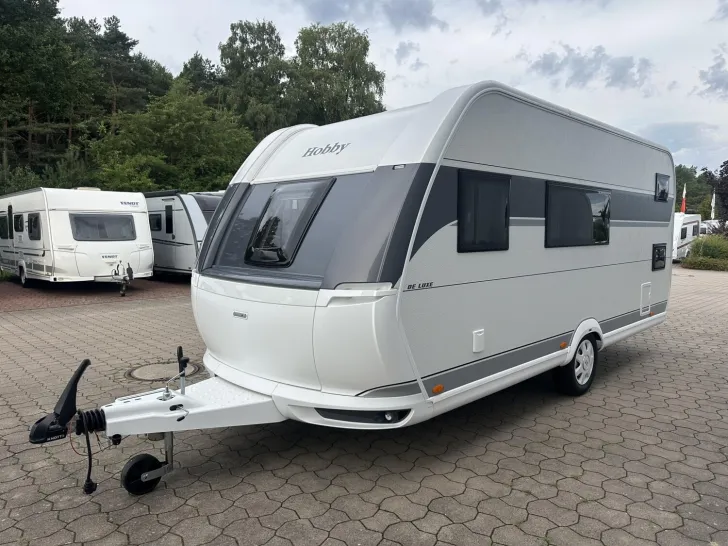 Fahrzeugbild Hobby De Luxe 490 KMF #3
