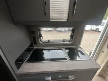 Fahrzeugbild Hobby De Luxe 490 KMF #16