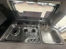 Fahrzeugbild Hobby De Luxe 490 KMF #17