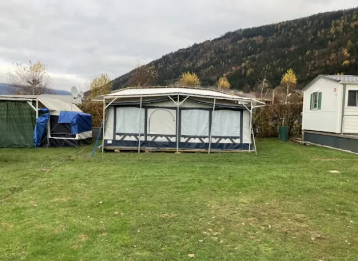 Fahrzeugbild Hobby Excellent 555 UL sehr gepflegt #1