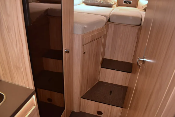 Fahrzeugbild Hymer ML-T 580 Automatik, Distronic, Navi #13