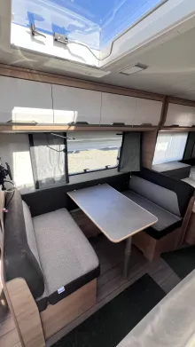 Fahrzeugbild Knaus Südwind 540 FDK Black Selection Mobilanlage 12V, Garagentüre #5