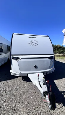 Fahrzeugbild Knaus Südwind 540 FDK Black Selection Mobilanlage 12V, Garagentüre #17
