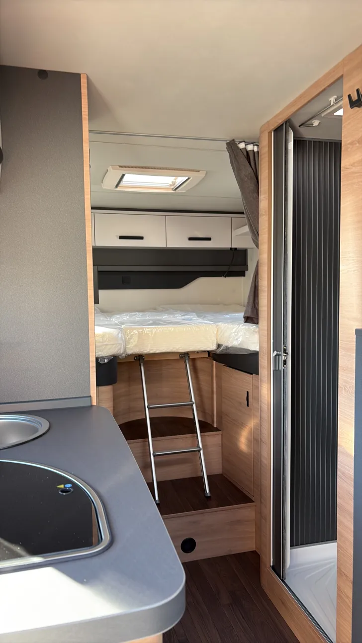 Sicht vorne-hinten Knaus L!VE TI 650 MEG Platinum Selection Sofort verfügbar