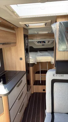 Sicht vorne-hinten Knaus Sky TI 650 MEG Sondermodell