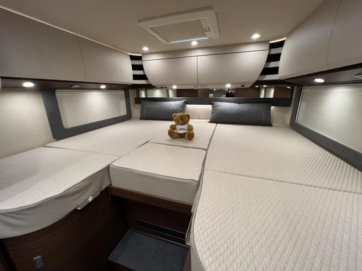 Fahrzeugbild chic c-line I 5.9 XL LE Carthago Selection (318) #30