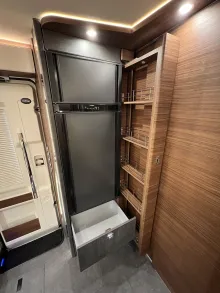 Fahrzeugbild chic c-line I 5.9 XL LE Carthago Selection (315) #23