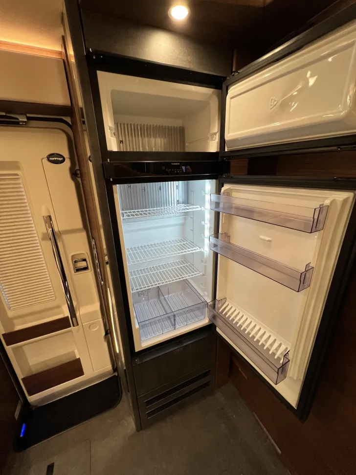 Fahrzeugbild chic c-line I 5.9 XL LE Carthago Selection (315) #24