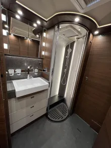 Fahrzeugbild chic c-line I 5.9 XL LE Carthago Selection (315) #33