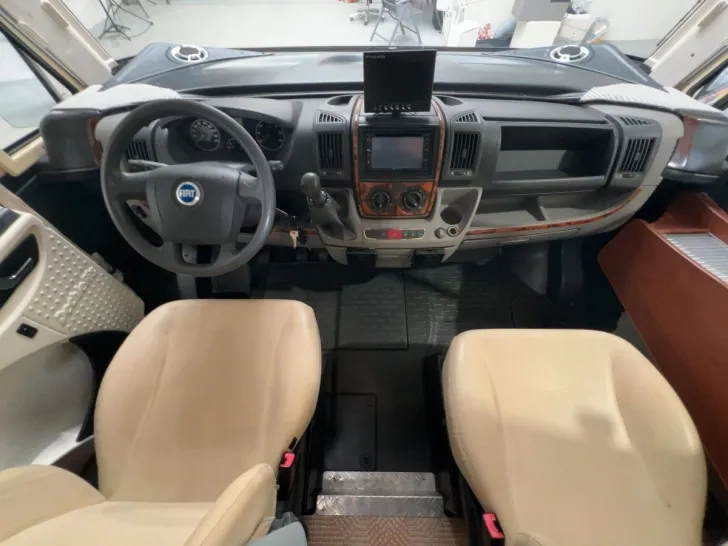 Fahrzeugbild Dethleffs Esprit I 6870 / Festbett/Hubbett/PREISGARANTI3 #7