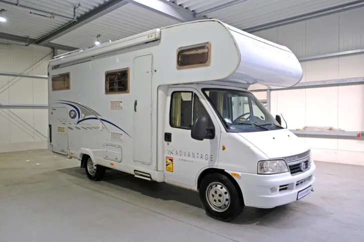 Fahrzeugbild Dethleffs A 6771 Advantage/Festbett/Garage/Klima/Solar #2