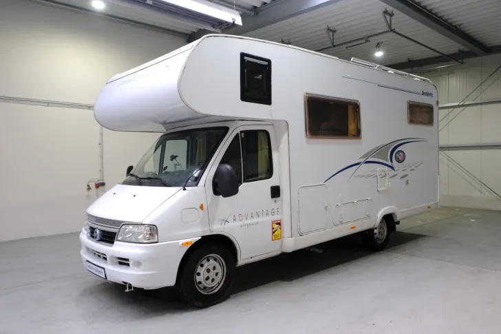 Fahrzeugbild Dethleffs A 6771 Advantage/Festbett/Garage/Klima/Solar #3