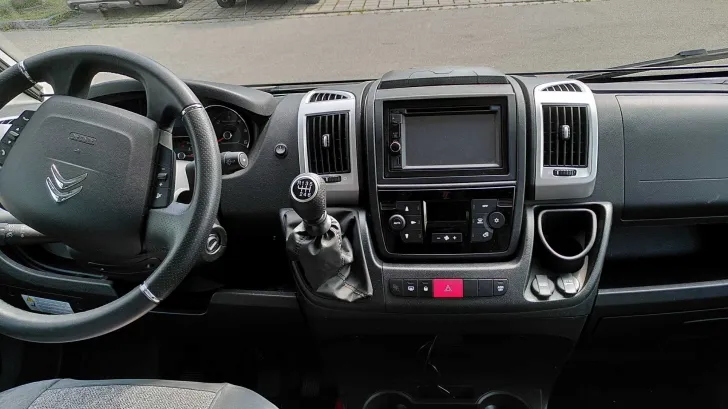 Fahrzeugbild Pössl Summit 600 Plus Globecar, viele Extras #3