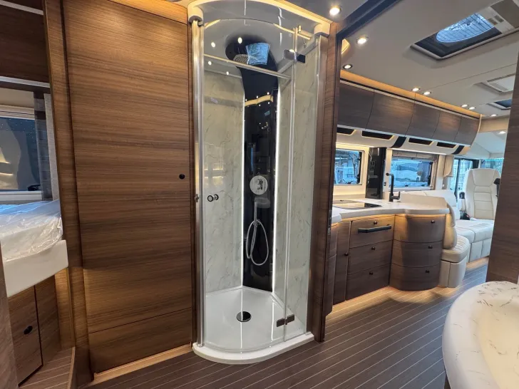 Fahrzeugbild Concorde Charisma 910 LI FACELIFT*RETARDER*TOP #14
