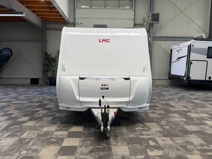 Fahrzeugbild LMC Style 440 D - Grey Line - 1700kg, Modell 2027 #8