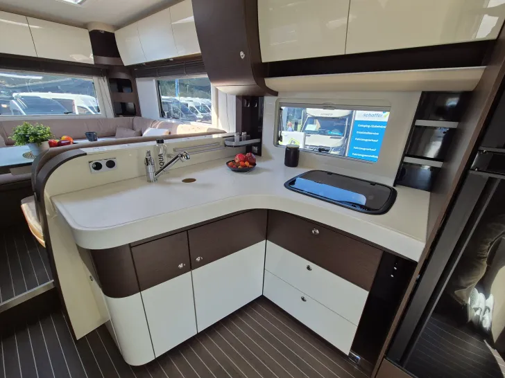 Fahrzeugbild Concorde Carver 890 RRL #9