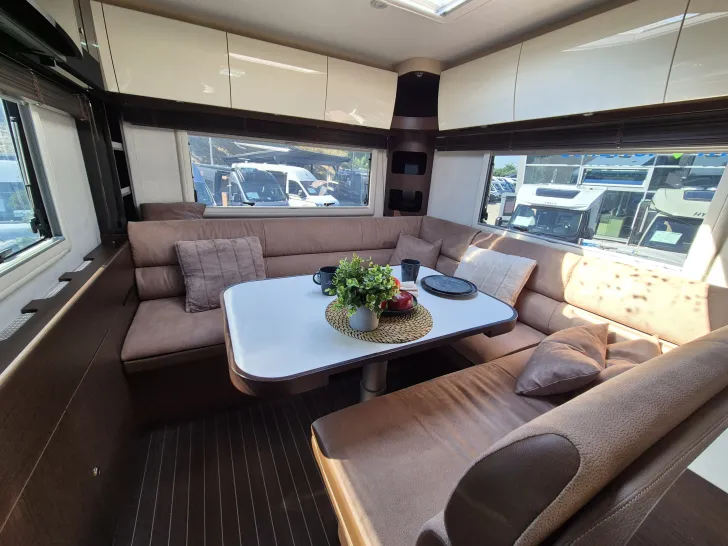 Fahrzeugbild Concorde Carver 890 RRL #12