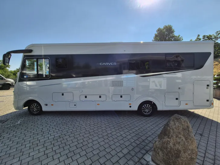 Fahrzeugbild Concorde Carver 890 RRL #46