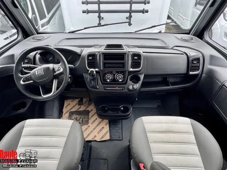 Fahrzeugbild Sunlight I 68 Adv.  4,4 t 180PS A, Thule Lift,Sat #12