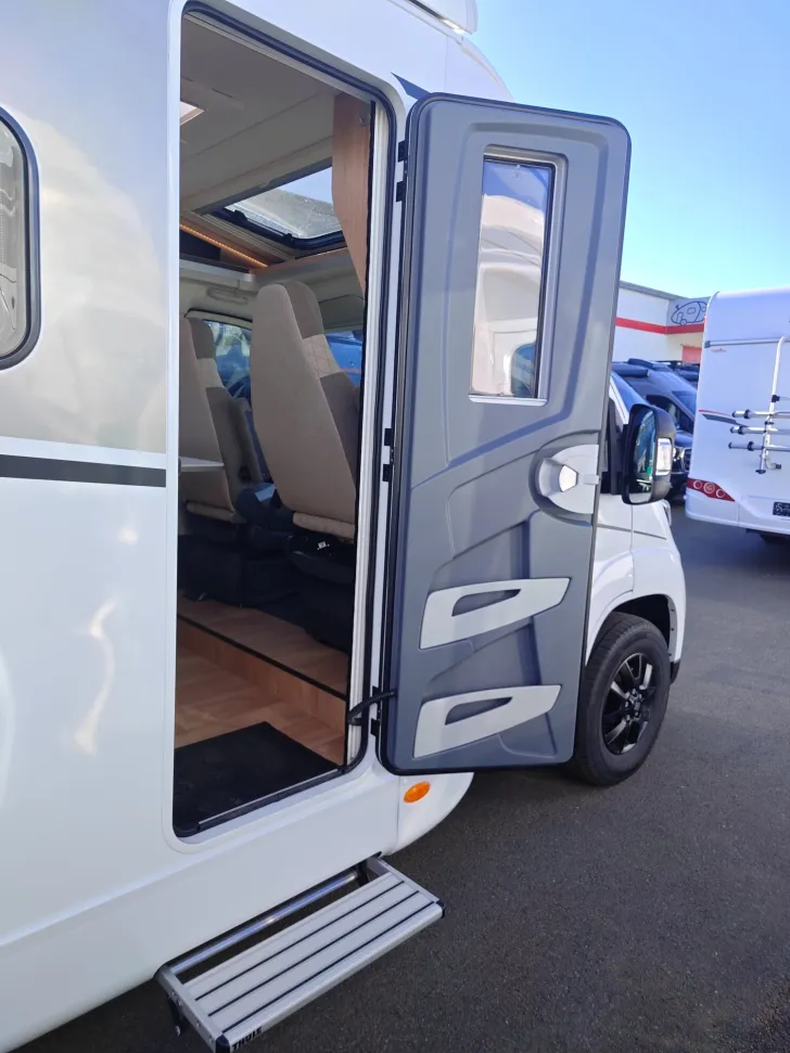 Fahrzeugbild Dethleffs Globebus Camp Active T 1 INKL. SOLAR UND LITHUM #12
