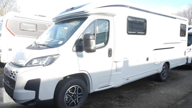 Fahrzeugbild LMC Cruiser 740 EL /LEDERAUSSTATTUNG RÜHL #5