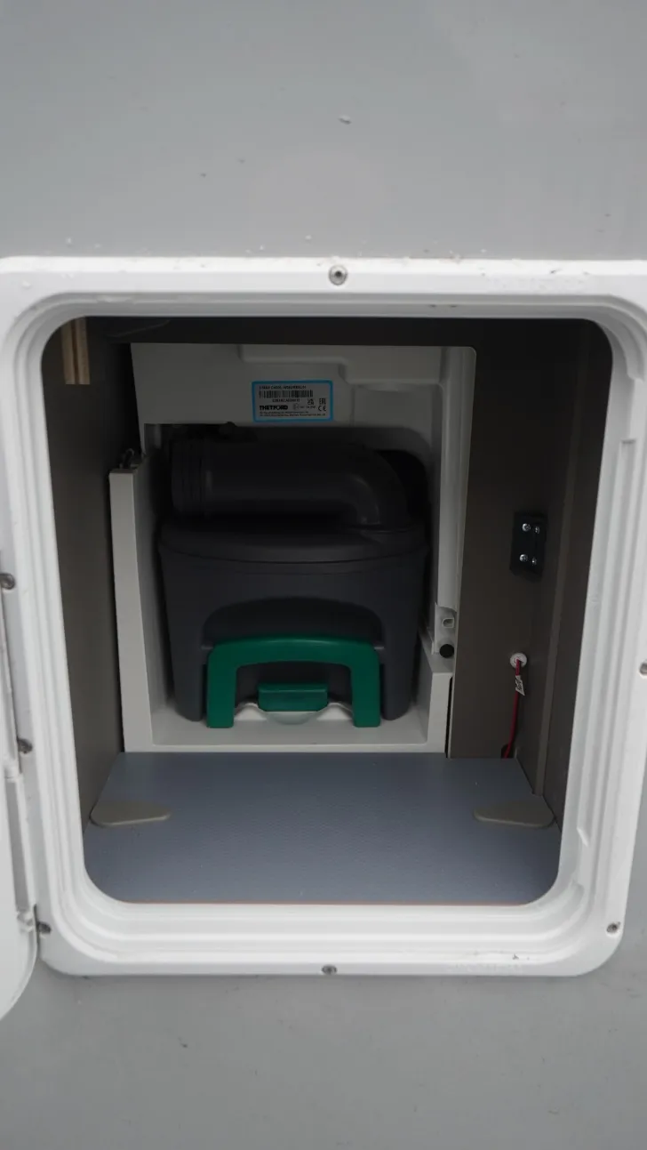 Fahrzeugbild LMC Cruiser 740 EL /LEDERAUSSTATTUNG RÜHL #22
