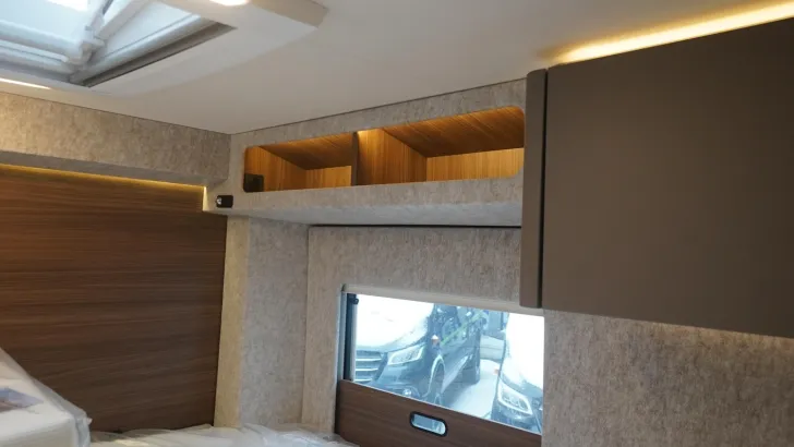 Fahrzeugbild LMC Cruiser 740 EL /LEDERAUSSTATTUNG RÜHL #52