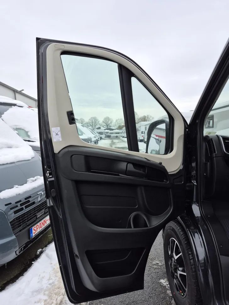 Fahrzeugbild LMC Innovan 640 /SONDERANGEBOT #14