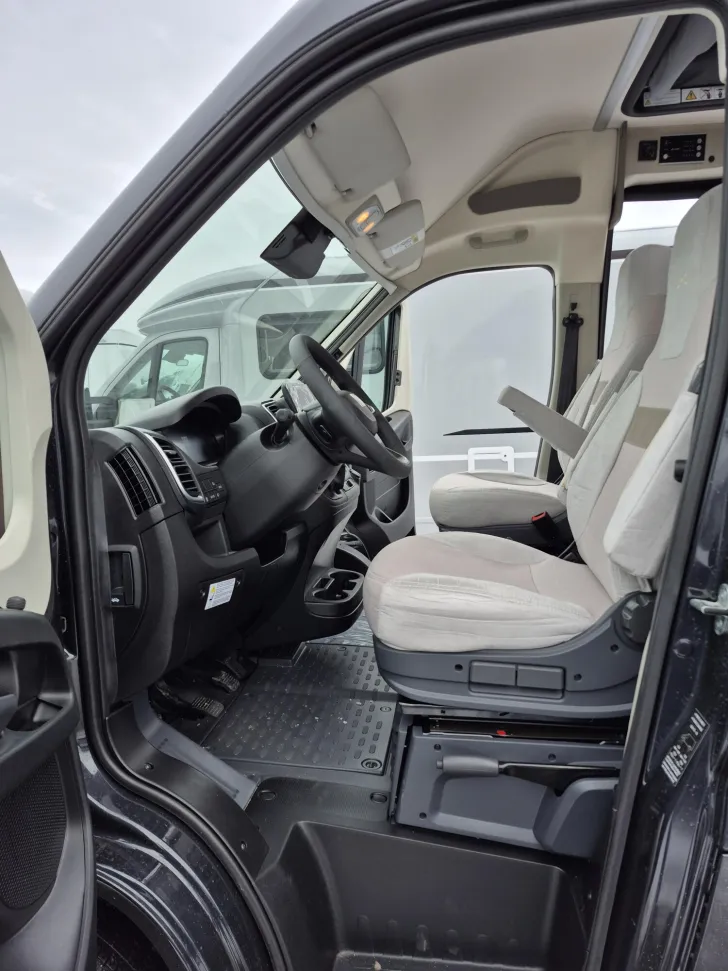 Fahrzeugbild LMC Innovan 640 /SONDERANGEBOT #15