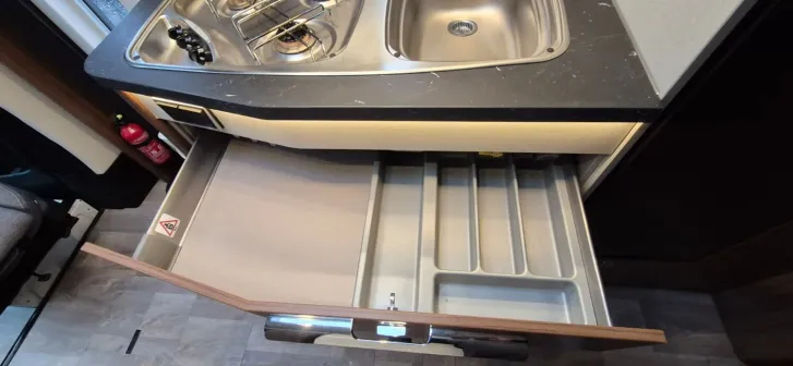 Fahrzeugbild Hymer B-Klasse MC T 580 /Clesana/Solar/AHK/Luftfederg. #23