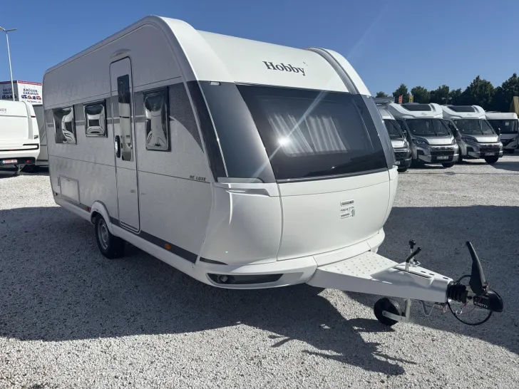 Fahrzeugbild Hobby De Luxe 460 LU / Einzelbetten #1