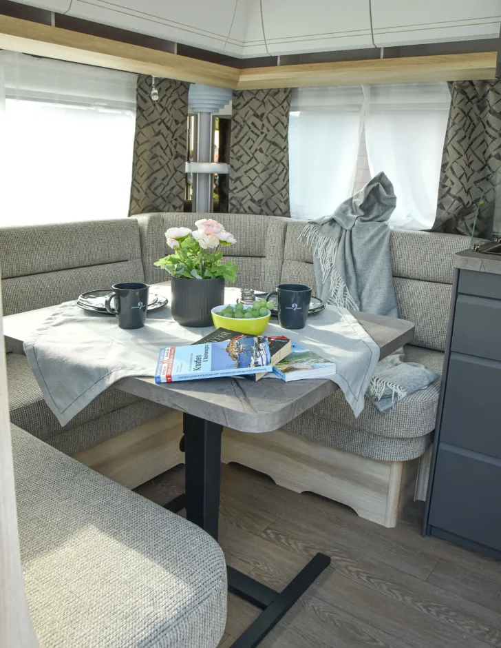 Fahrzeugbild Hobby DE LUXE 460 UFe IC-Line #21