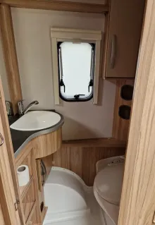 Fahrzeugbild Hymer Eriba Nova Light 442 #11