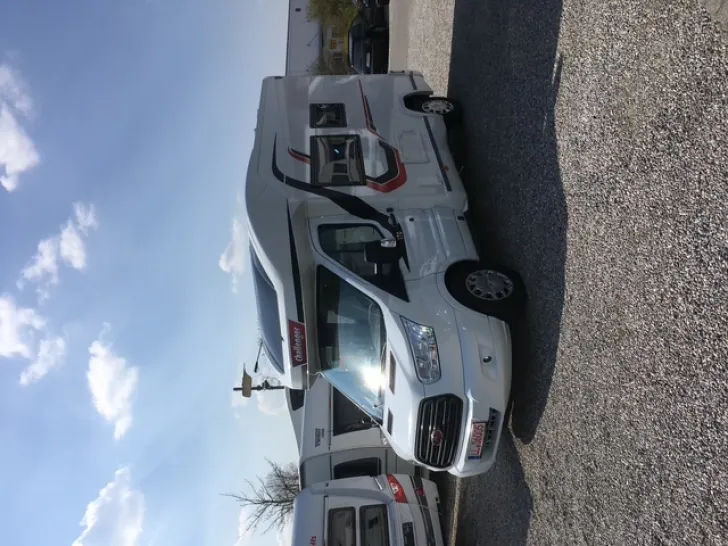 Fahrzeugbild Challenger Mageo Modell 170, 6m lang #4