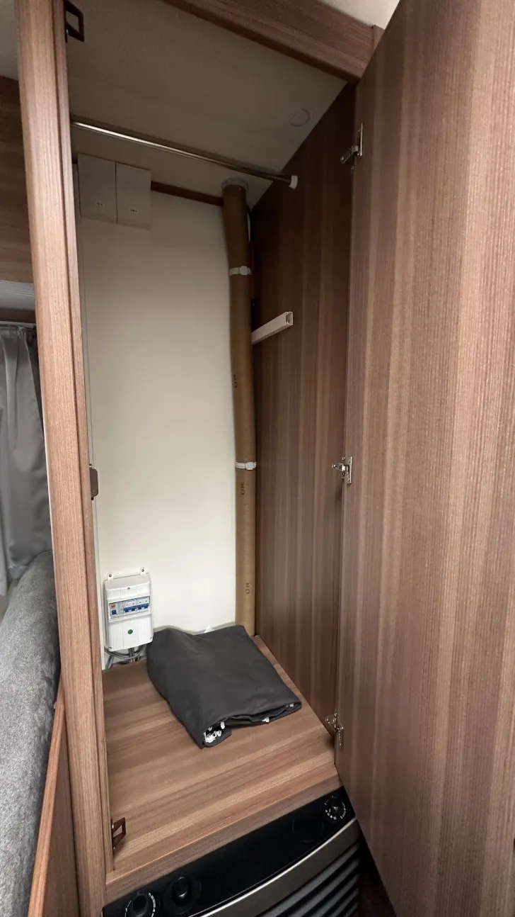 Fahrzeugbild Weinsberg CaraOne 390 QD Rangierhilfe Truma #19