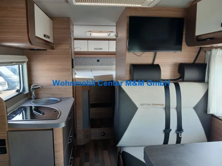 Fahrzeugbild Weinsberg CaraCompact 600 MEG Edition Pepper MJ25 Premium #3