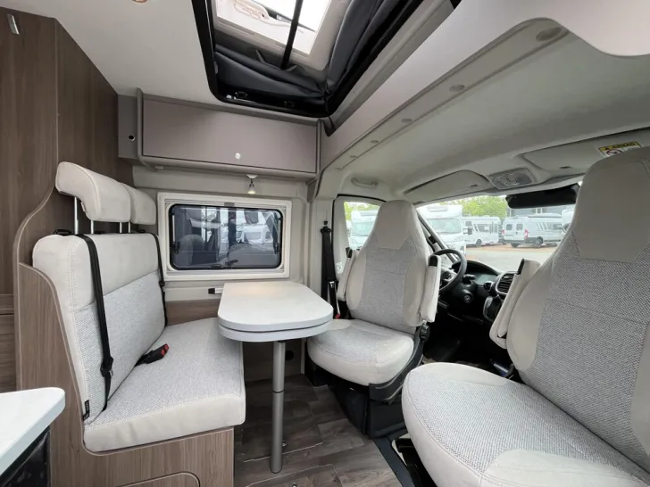 Fahrzeugbild Carado pro CV 640 #7