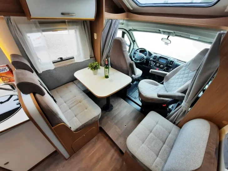 Fahrzeugbild Carado T 447 Verfüg/SAT/Solar/Markise/3erFT #8