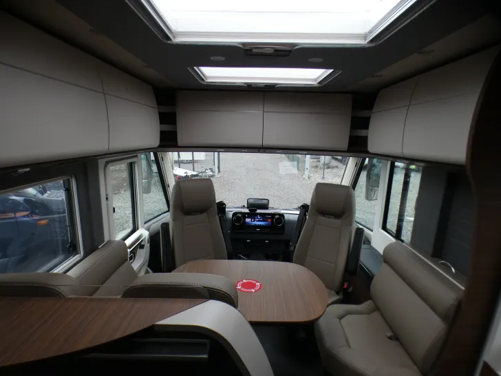 Fahrzeugbild Carthago chic c-line I 4.9 LE L Leder Alde Wechselrichter #11