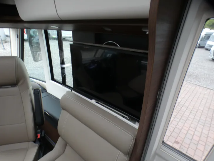 Fahrzeugbild Carthago chic c-line I 4.9 LE L Leder Alde Wechselrichter #12