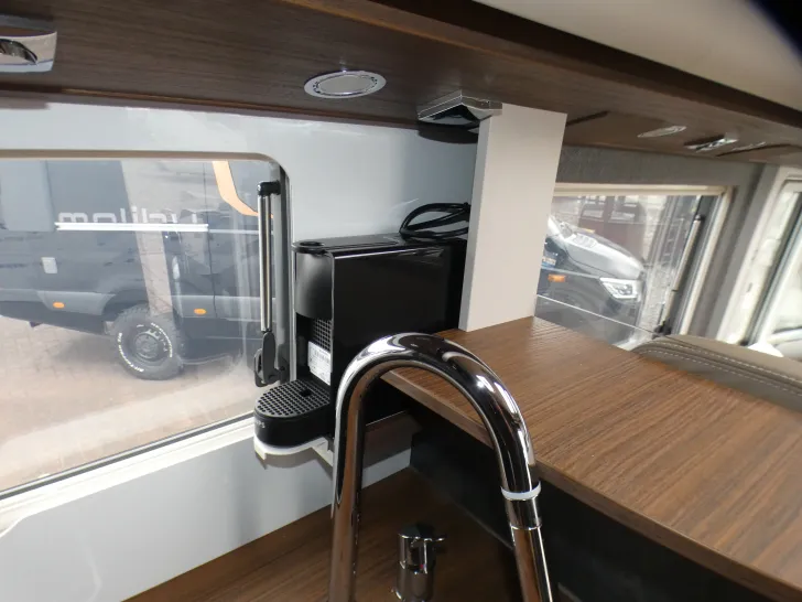Fahrzeugbild Carthago chic c-line I 4.9 LE L Leder Alde Wechselrichter #14